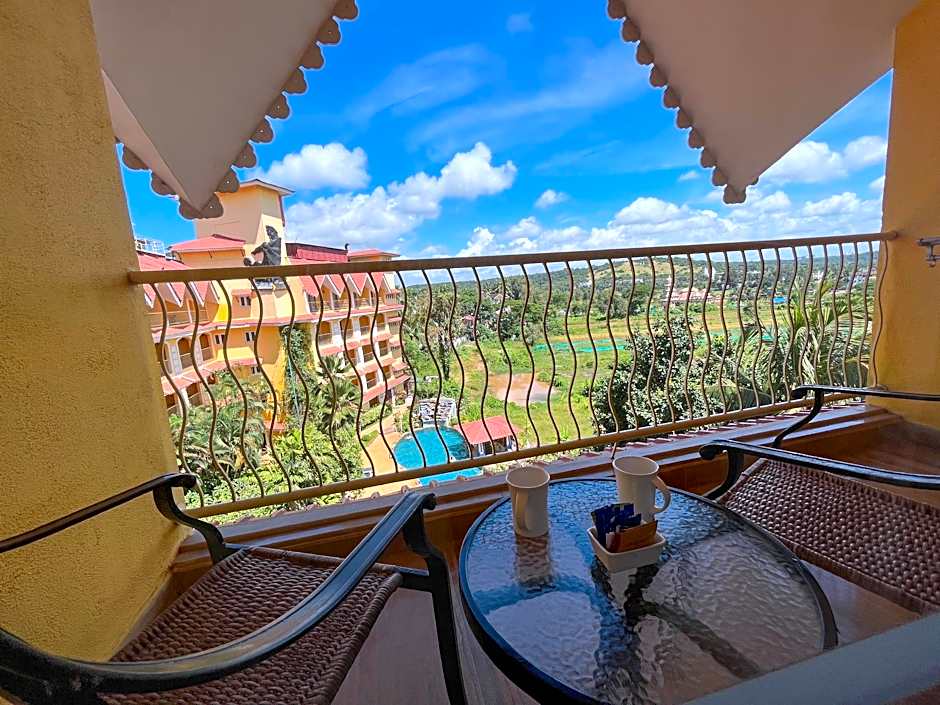 Acron Candolim Regina