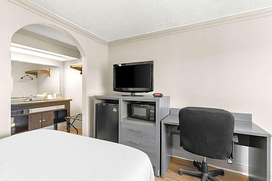 Econo Lodge Galveston Seawall