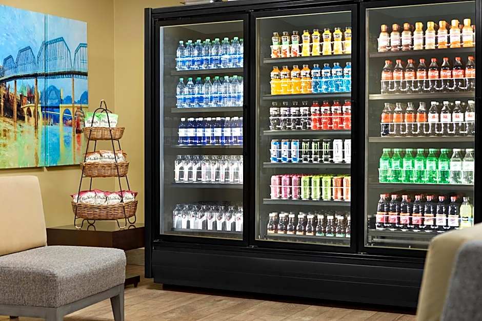 Hotel Bo, a Days Inn by Wyndham Chattanooga Downtown