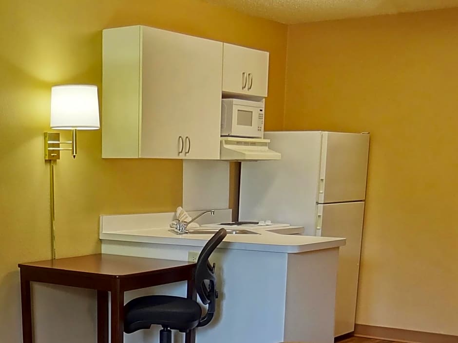 Extended Stay America Suites - Fort Lauderdale - Cypress Creek - Andrews Ave.
