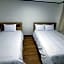 The Oakra Hotel