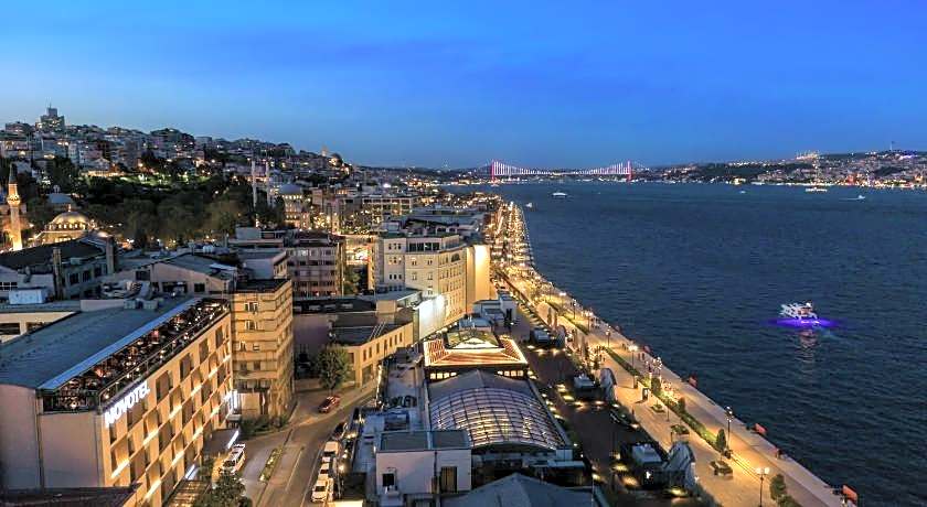 Novotel Istanbul Bosphorus Hotel