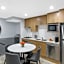 Meriton Suites Waterloo