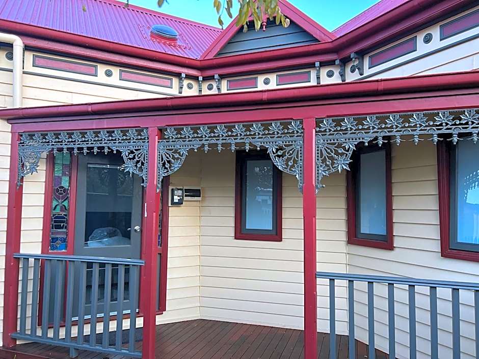BENDIGO BOTANIC MOTEL- Oil Friendly Price