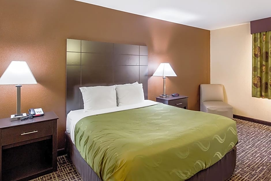 Quality Inn & Suites Caseyville - St. Louis