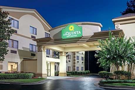 La Quinta Inn & Suites by Wyndham Jackson Airport/Pearl
