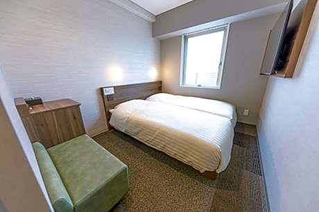 Economy Twin Room