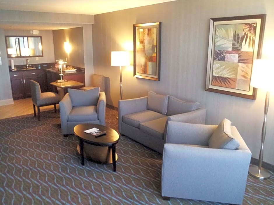 Holiday Inn Airport West Earth City By IHG