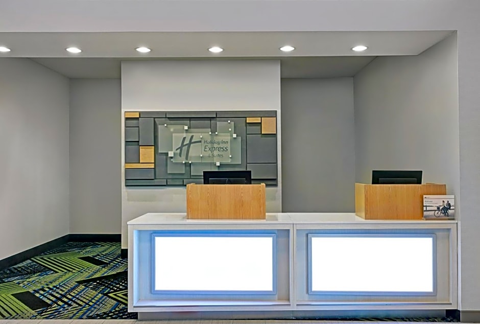 Holiday Inn Express & Suites Newport By IHG