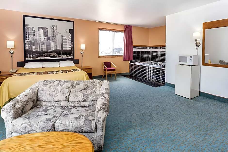 Super 8 by Wyndham Bourbonnais/Kankakee Area