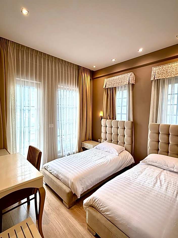 Hotel Rezidenca Desaret