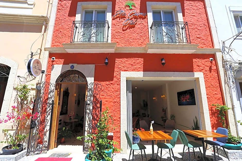 AtaÇesme Otel