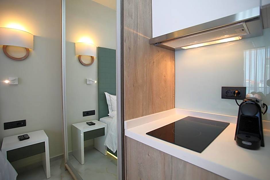 Athinais Luxury Apartments