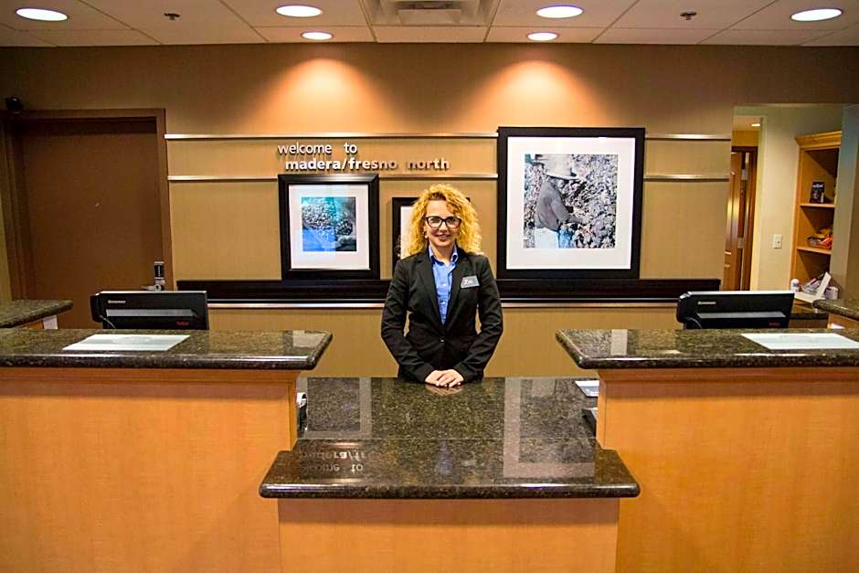 Hampton Inn By Hilton And Suites Madera