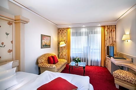 Queen Room with Balcony