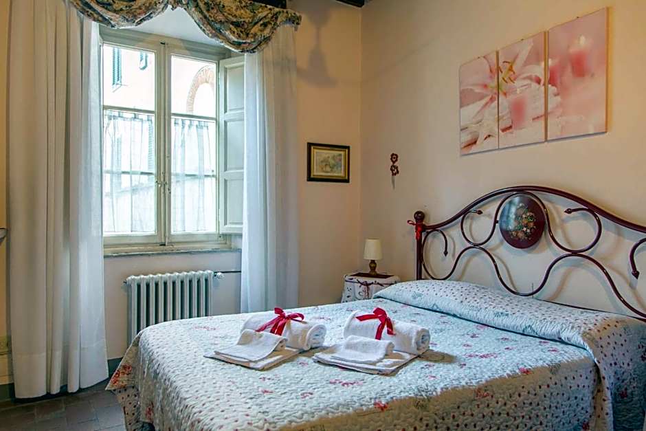 Antica Casa Dei Rassicurati