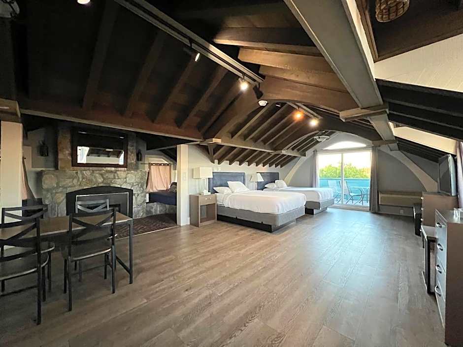 Casablanca Inn on The Beach