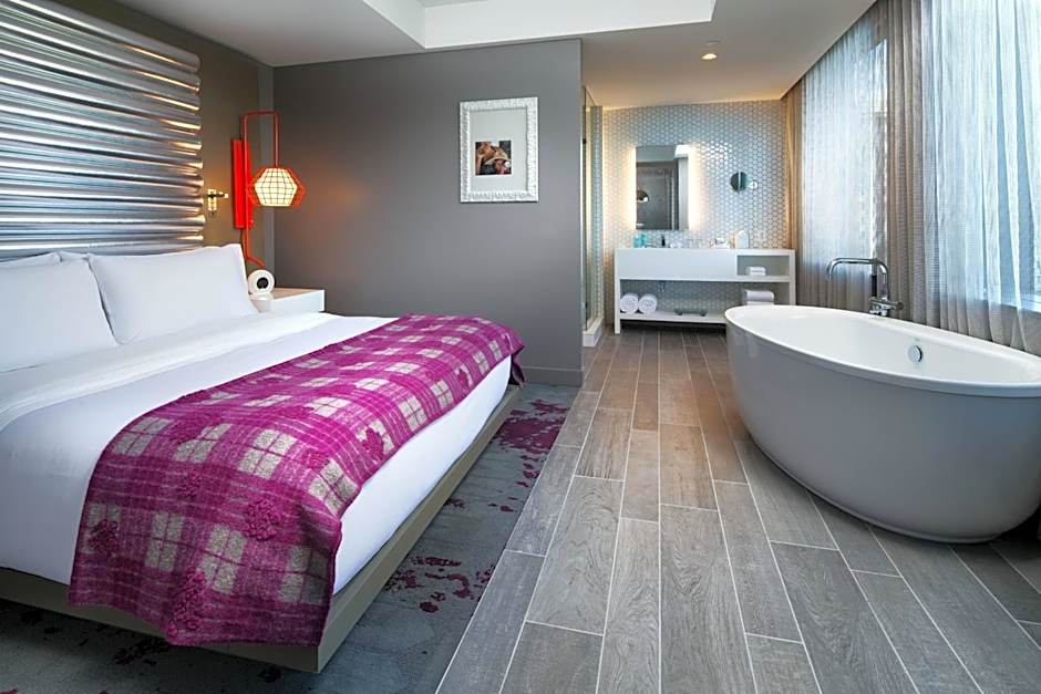 Photo 1 of 2 of 1 King Bed Suite