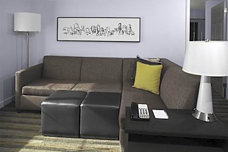 Two-Bedroom Suite with Accessible Tub