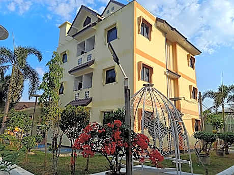 Goldenville 
