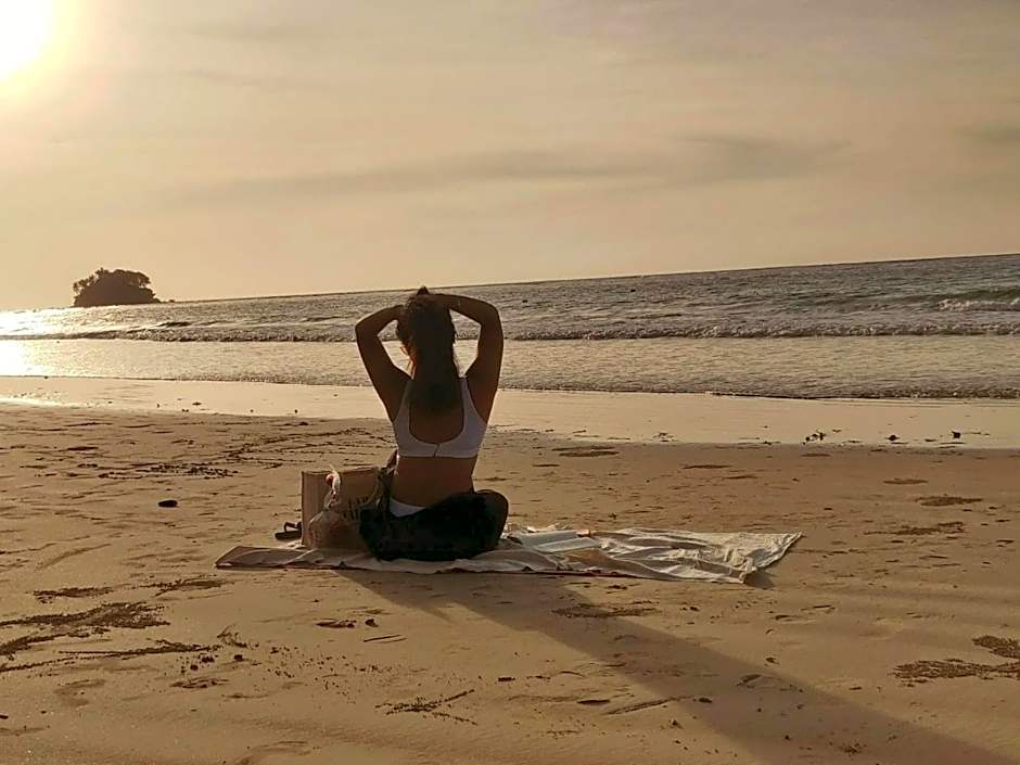 The Snug Airportel - Phuket Airport