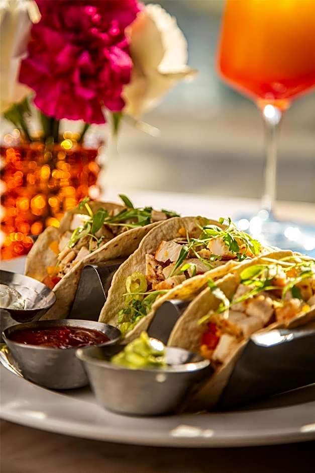 Regency Miami Airport by Sonesta