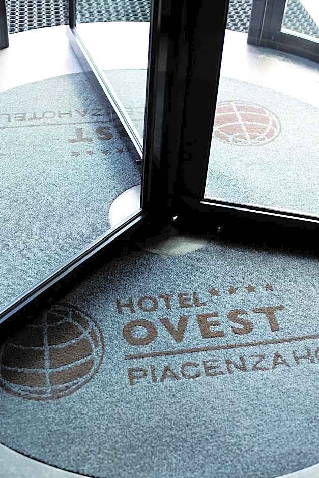 Hotel Ovest