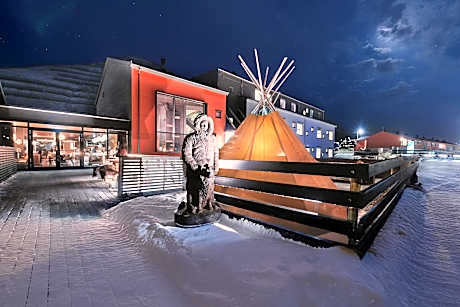 Svalbard Hotell | Polfareren
