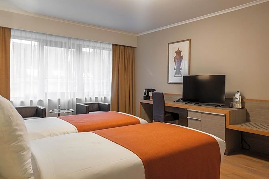Hyllit Hotel
