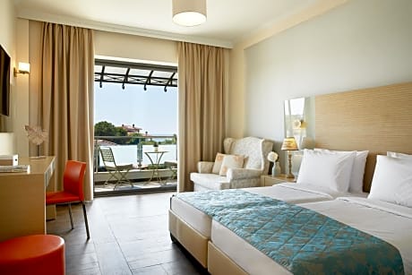 Double Room with Garden View (2 Adults + 1 Child)