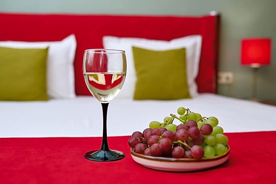 Art Green Boutique Hotel