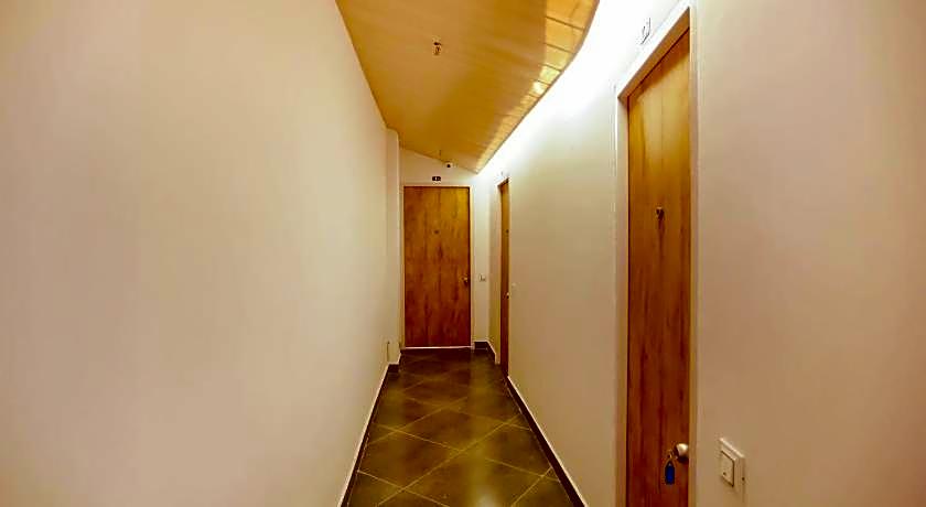 Hotel O Orchid Blu – Delhi, NY