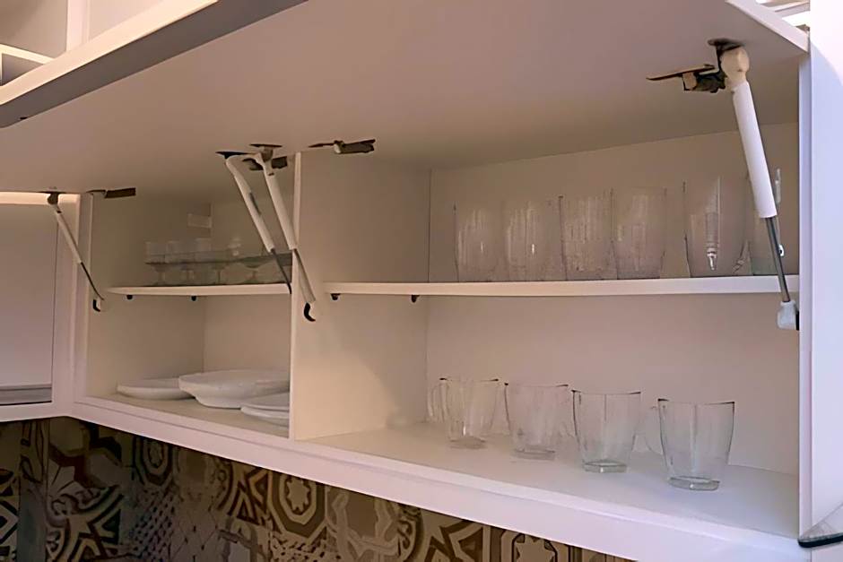 Sobrado com 1 suite 2 quarto ar 1km Shopping JL