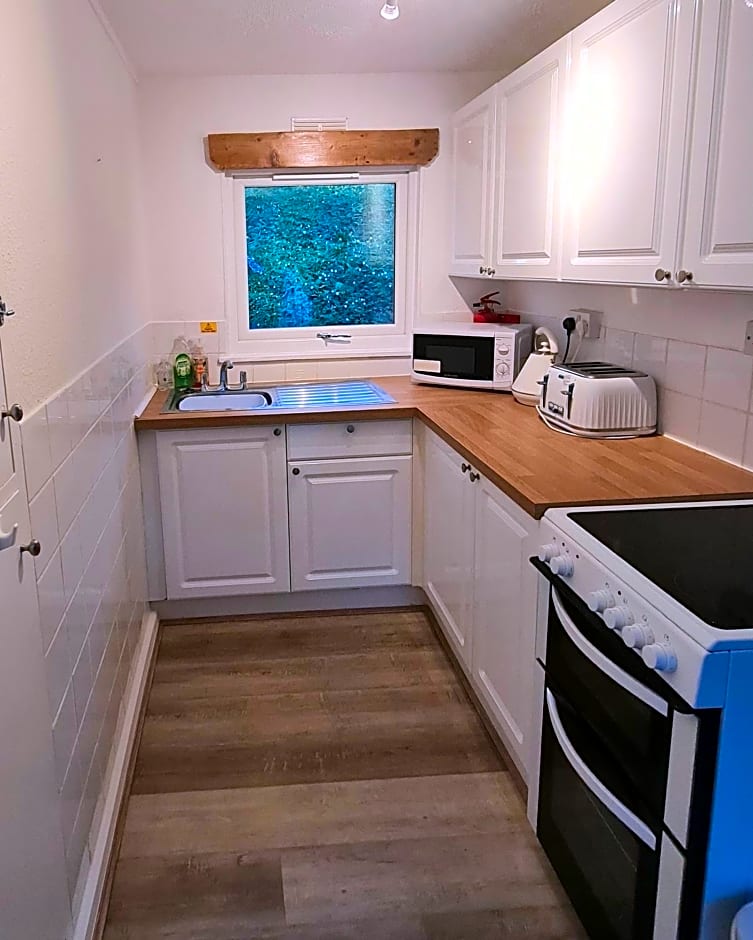 147 Snowdon Drive, Glan Gwna