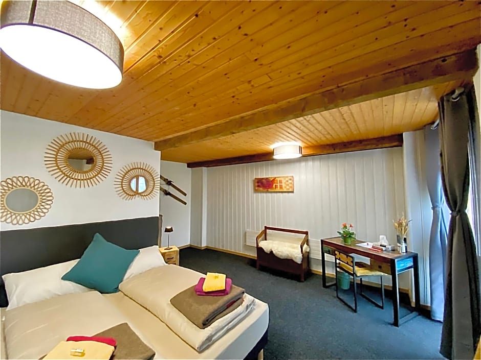 Hôtel Restaurant Les Cernets Swiss-Lodge SSH