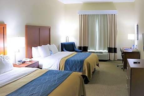 2 Queen Beds Nonsmoking Accessible