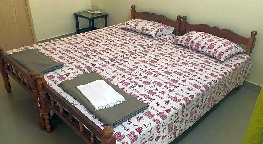 Palmgrove service villa