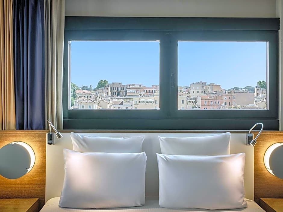 Mercure Rome Colosseum Centre