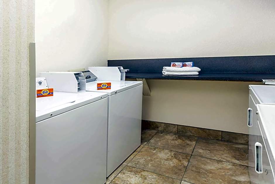 Microtel Inn & Suites by Wyndham Wilson