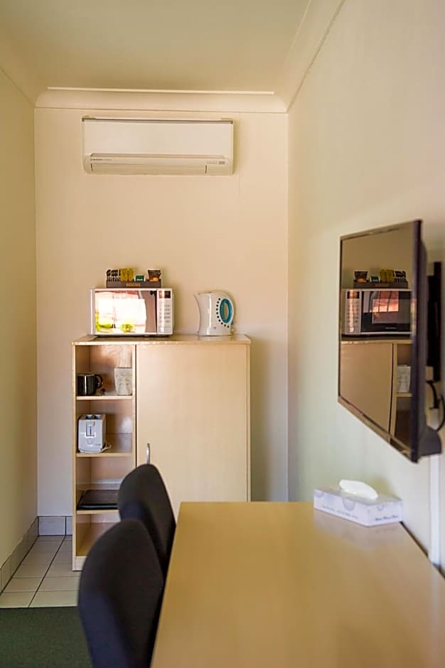 Cherry Blossom Motor Inn