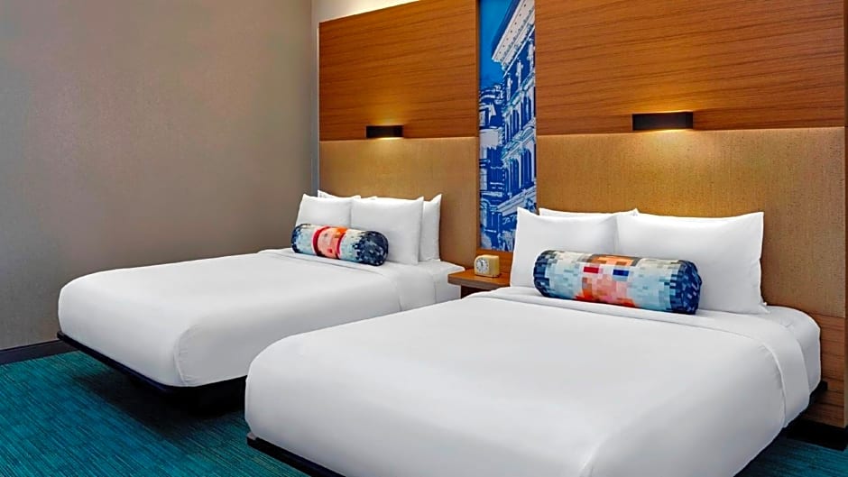 Aloft New York LaGuardia Airport