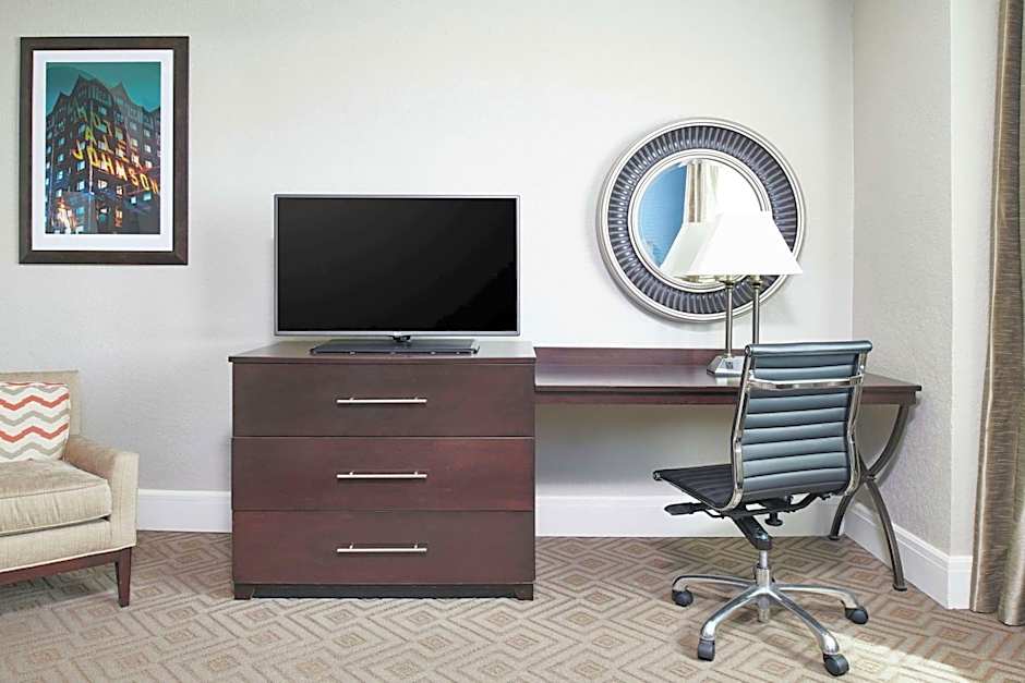 Hotel Alex Johnson Rapid City, Curio Collection by Hilton