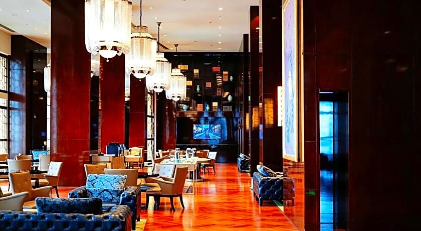 Sheraton Shanghai Waigaoqiao Hotel