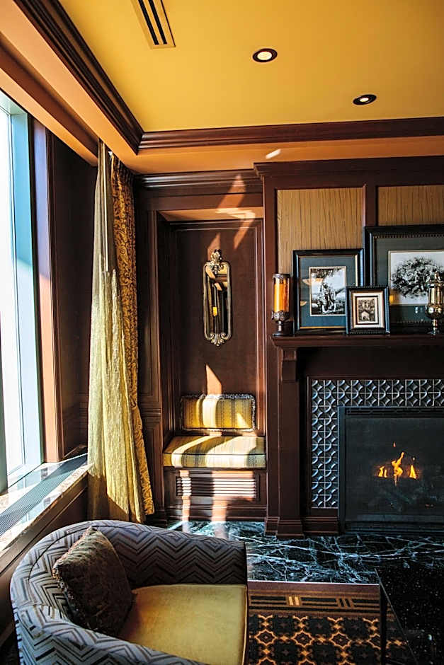 Hotel Julien Dubuque