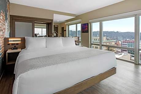 Premium King Guest Room