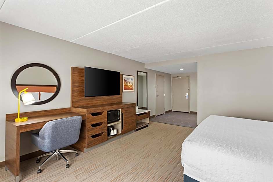 Hampton Inn By Hilton & Suites Bolingbrook, Il
