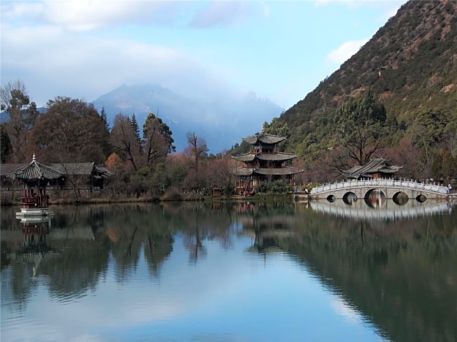 Lijiang E-Outfitting Boutique Hotel