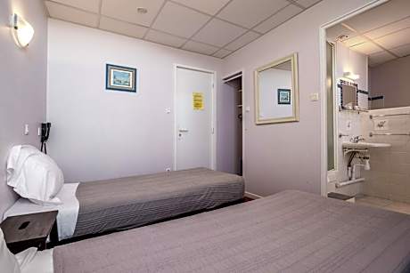 Superior Twin Room with Garden View