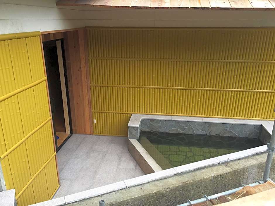 J-Hoppers Kumano Yunomine Guesthouse