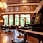 1886 Crescent Hotel and Spa